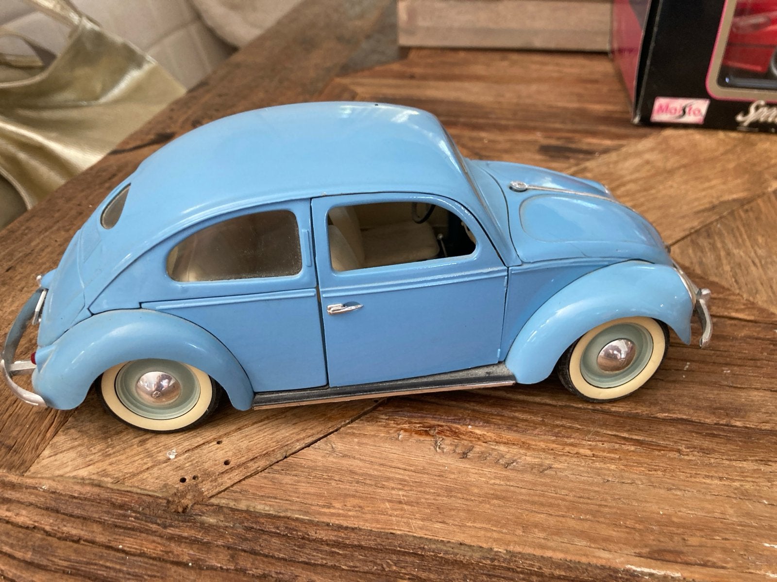 Maisto Volkswagen Kever modelauto - Blauw, Ophalen of Verzenden, Zo goed als nieuw, Auto, Maisto