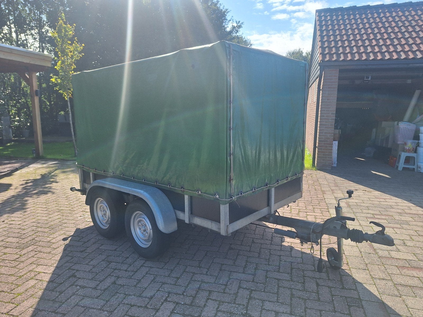 Nette en degelijke Waco tandemasser met huif. max. 2000 kg., Ophalen