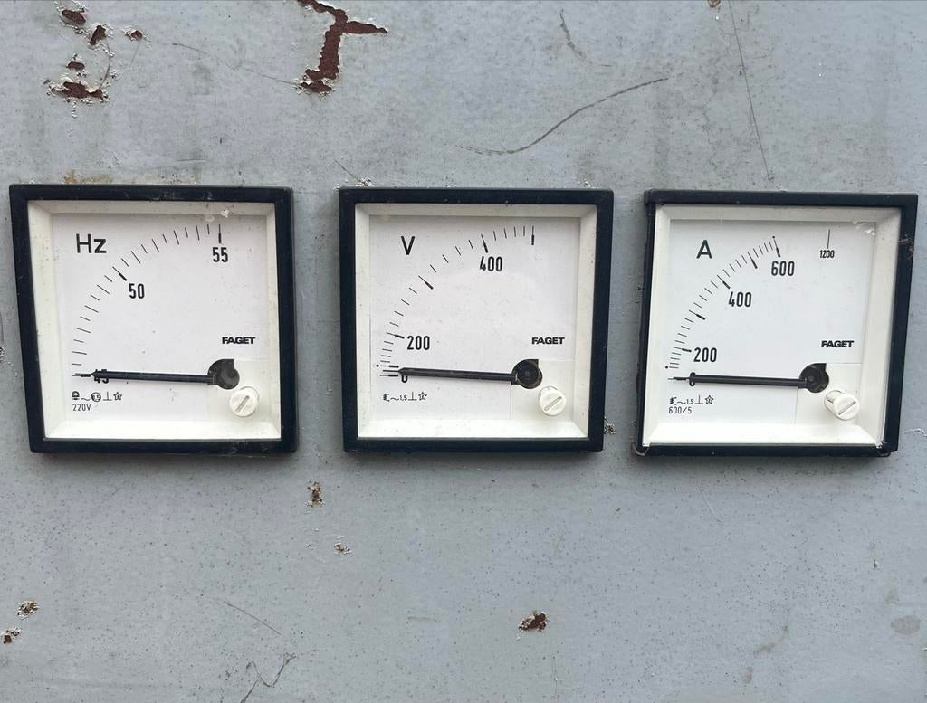FAGET Meetklokken: Frequentie, Voltage, Stroom, Ophalen of Verzenden, Zo goed als nieuw