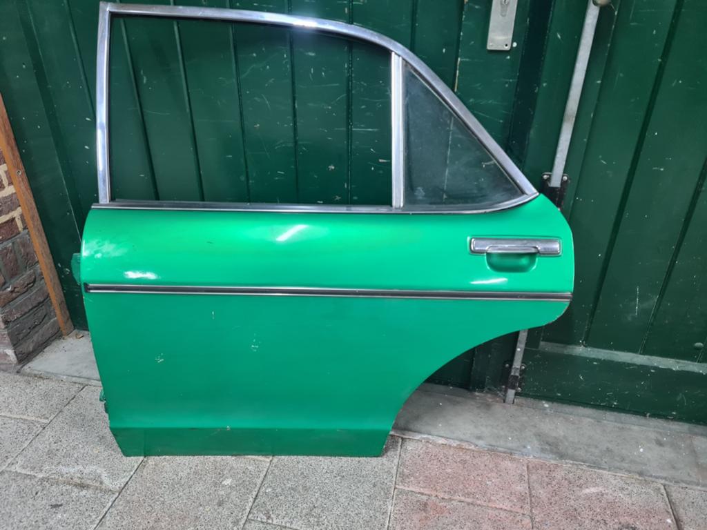 Granada mk1, Ophalen, Achter, Deur