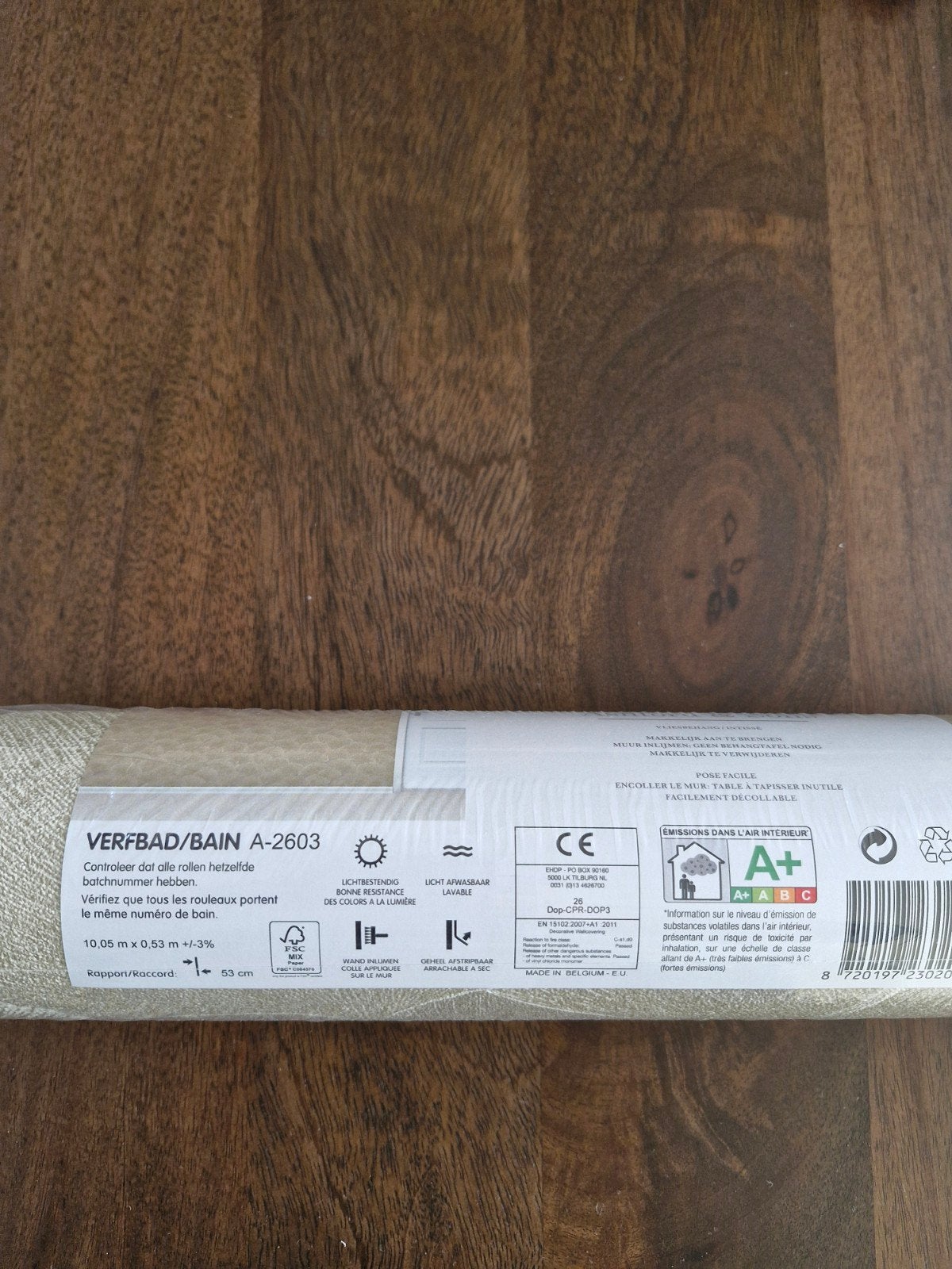 Kwantum Behang - 2 Rollen - Afwasbaar - Wand Inlijmen, Huis en Inrichting, Ophalen, Scandinavisch, Bladeren, Overige merken