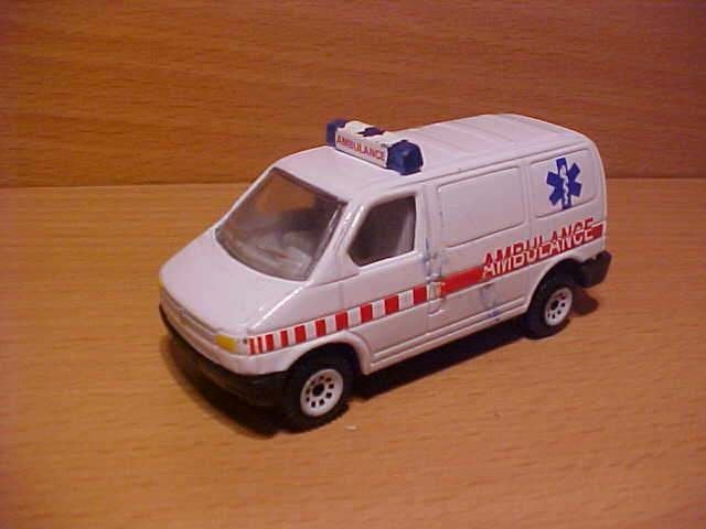 Siku 0820 - Volkswagen Transporter Ambulance [w] 1/55, Ophalen of Verzenden, Gebruikt, Auto