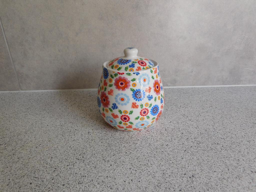 Suikerpot Kakelbont Yvon Jaspers, Huis en Inrichting, Overige typen, Ophalen of Verzenden, Zo goed als nieuw, Overige stijlen