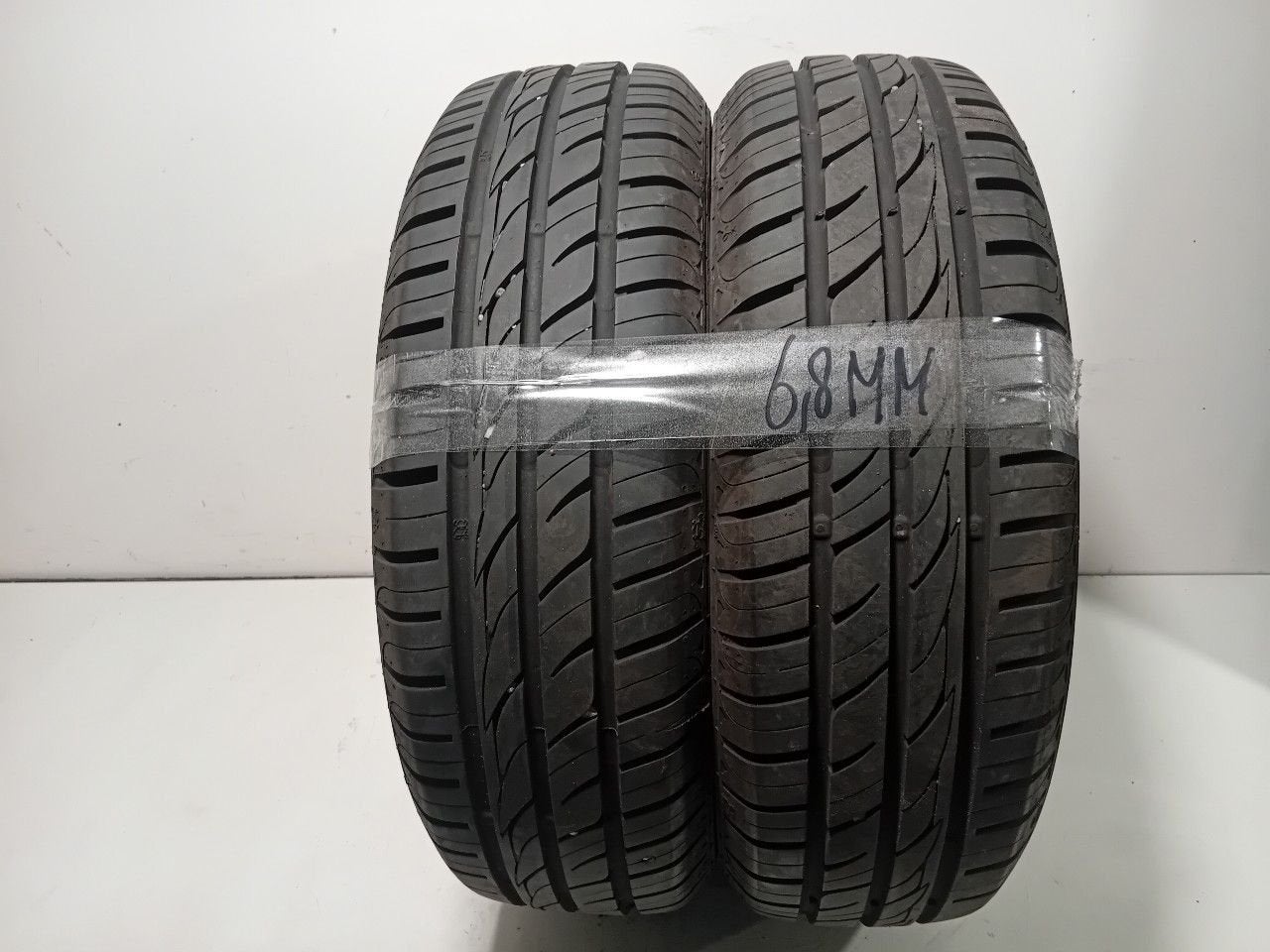 Bandenset 2 stuks Zomer 175 65 R14, Van der Ven Autorecycling B.V., Gebruikt, Ettenseweg 76, 4706 PB Roosendaal, The Netherlands