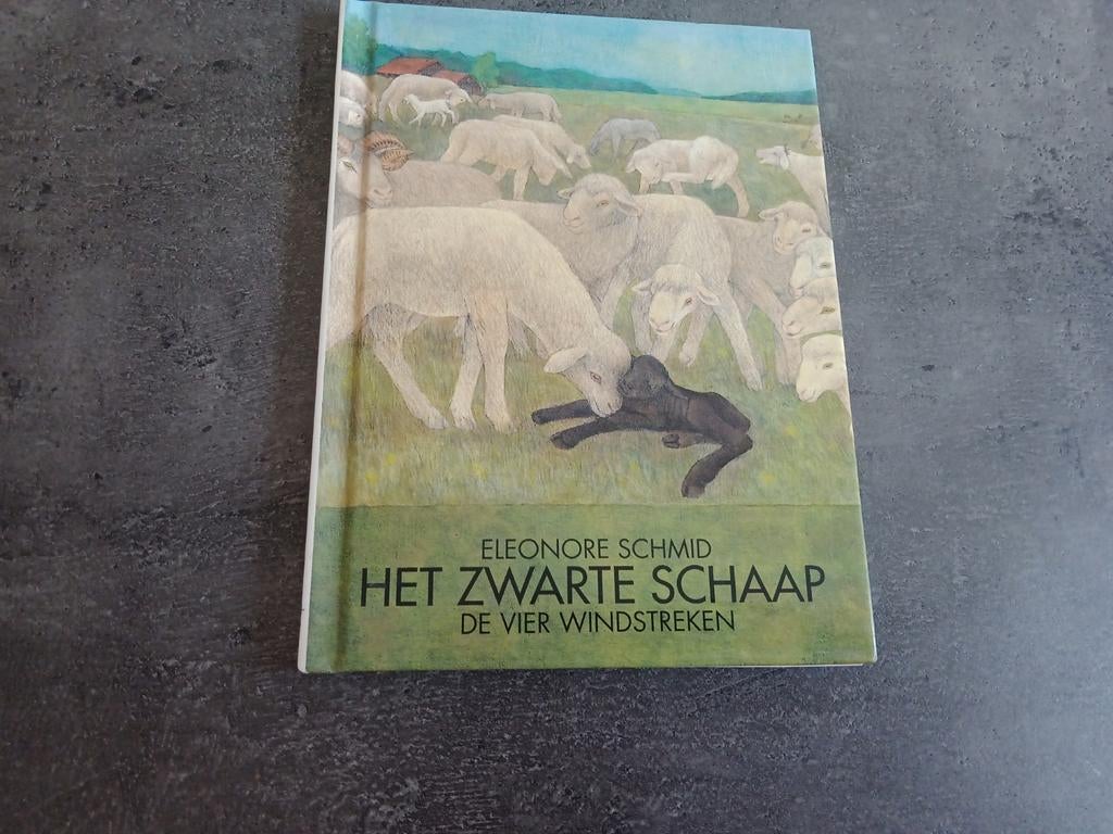 het zwarte schaap.    uitgeverij de vier windstreken, Ophalen of Verzenden, Gelezen