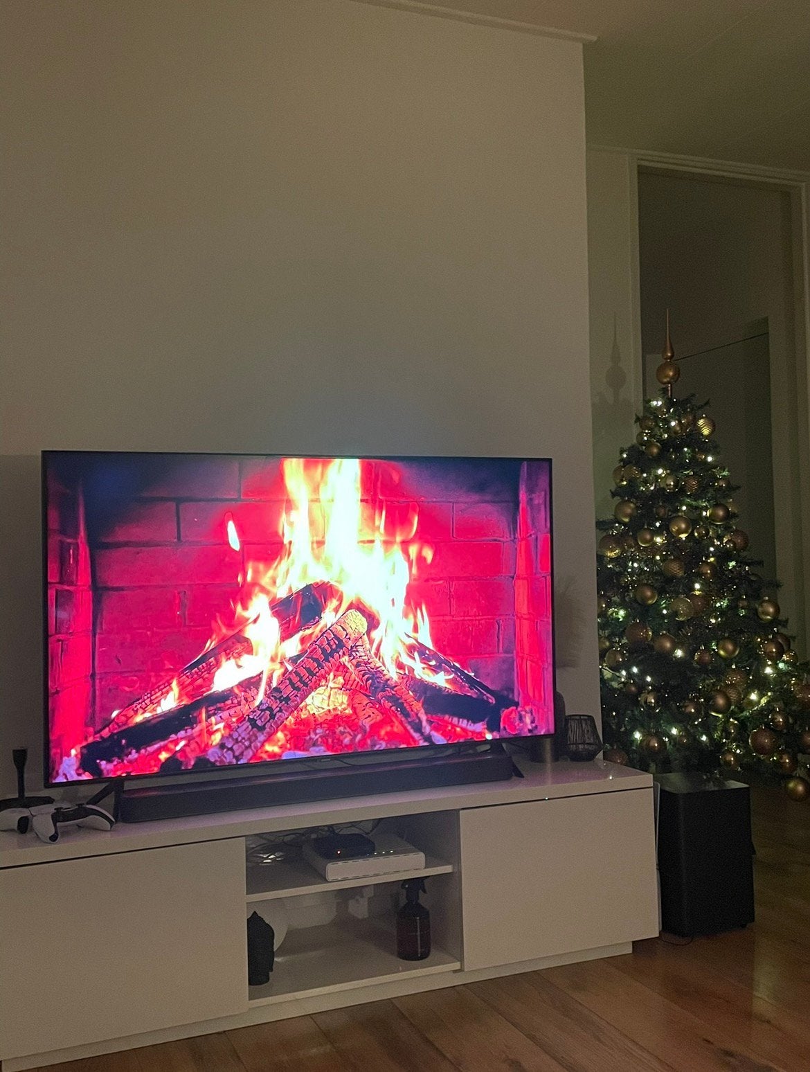 Ikea tv-meubel wit hoogglans, Ophalen, Gebruikt, 25 tot 50 cm, Minder dan 100 cm