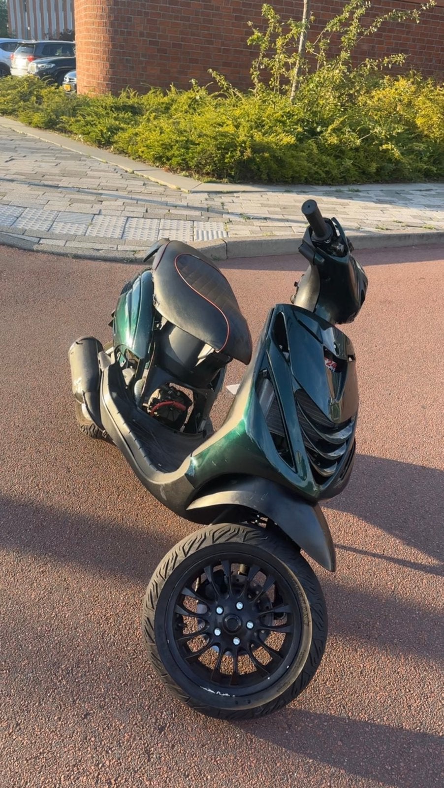 Piaggio Zip 172cc LC  Brom (race), Fietsen en Brommers, Ophalen, Tweetakt, Zip, Zo goed als nieuw