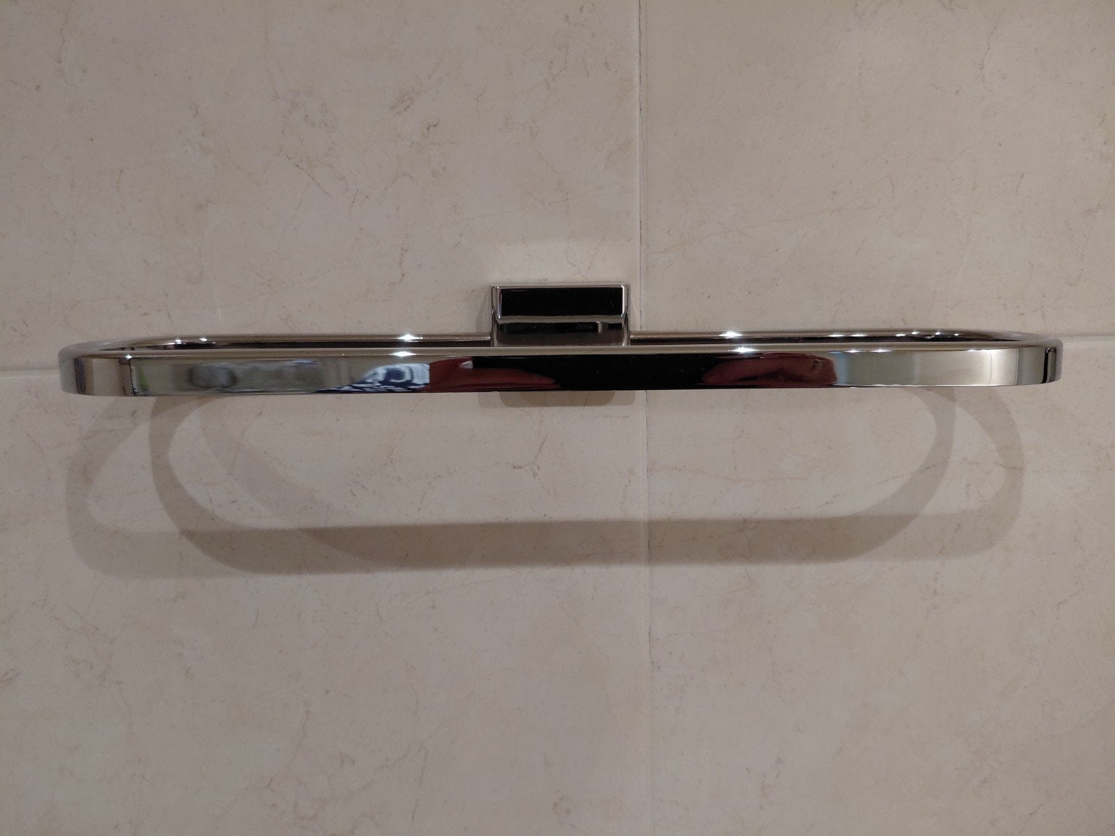 Geesa handdoekrek chroom 30 cm, Ophalen, Handdoekenrek, Overige merken, Zo goed als nieuw