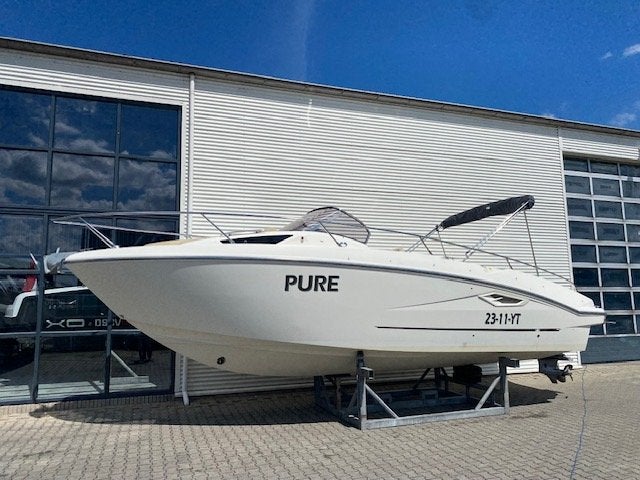 Cranchi 30 Endurance, 3 m, Gebruikt, Binnenboordmotor, Koelkast