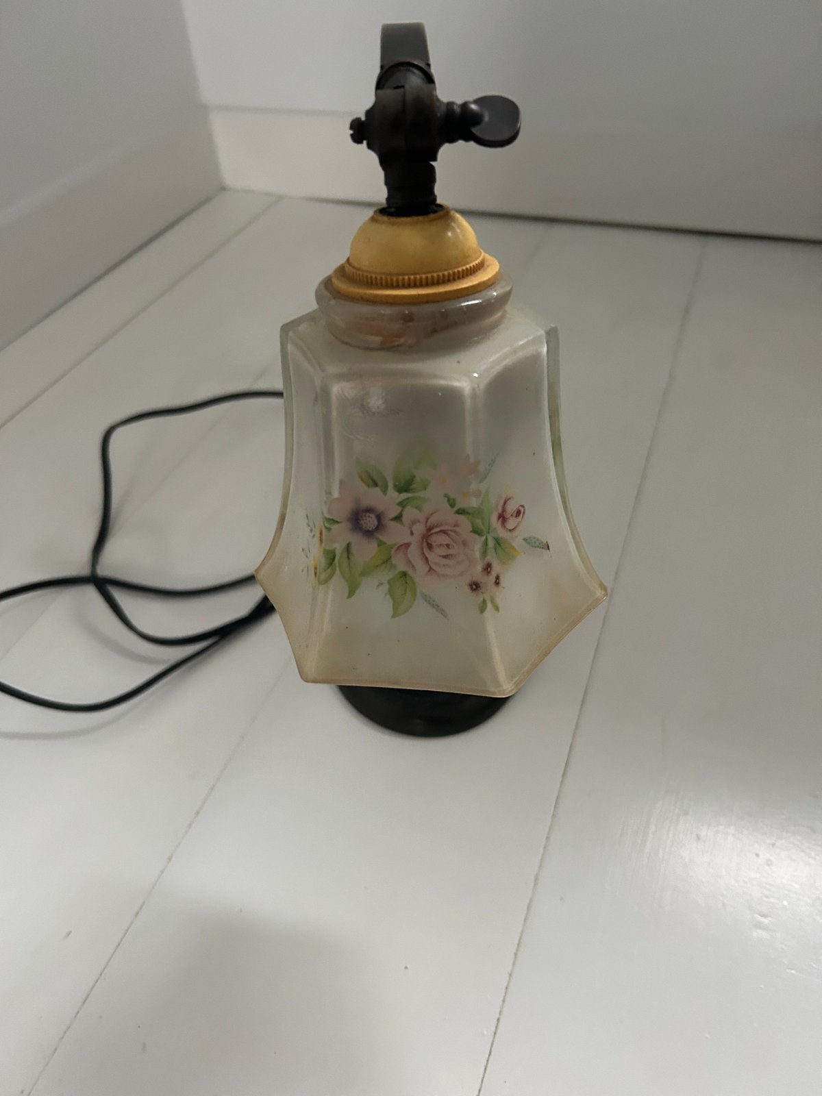 Prachtig Antiek Tafellampje met Bloemmotief, Antiek en Kunst, Ophalen