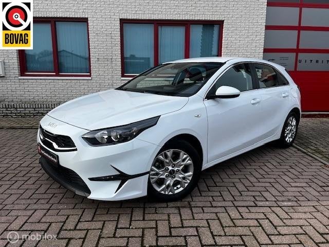 Kia Ceed 1.5 T-GDi DynamicPlusLine, Auto's, Voorwielaandrijving, Stof, Gebruikt, Zwart