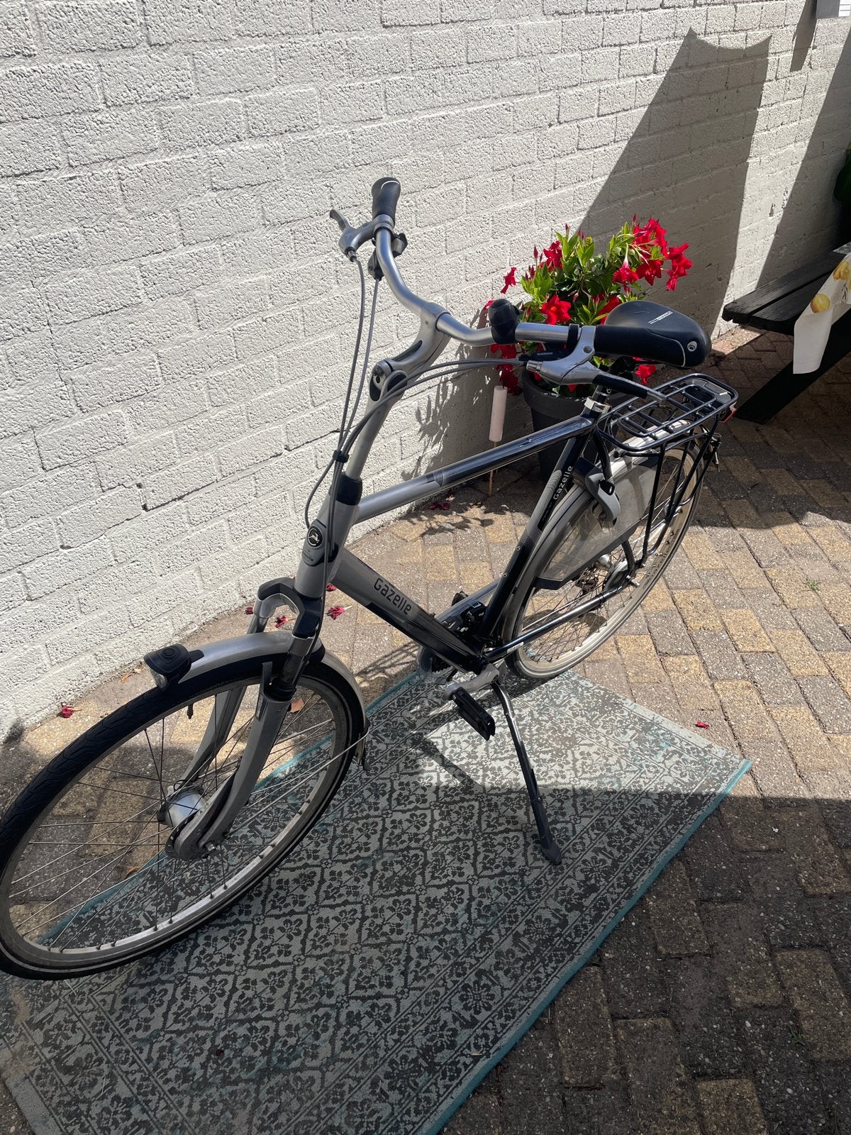 Gazelle T24+ met Shimano versnellingen en nieuwe kettingkast, Ophalen, Gebruikt, Gazelle, Versnellingen