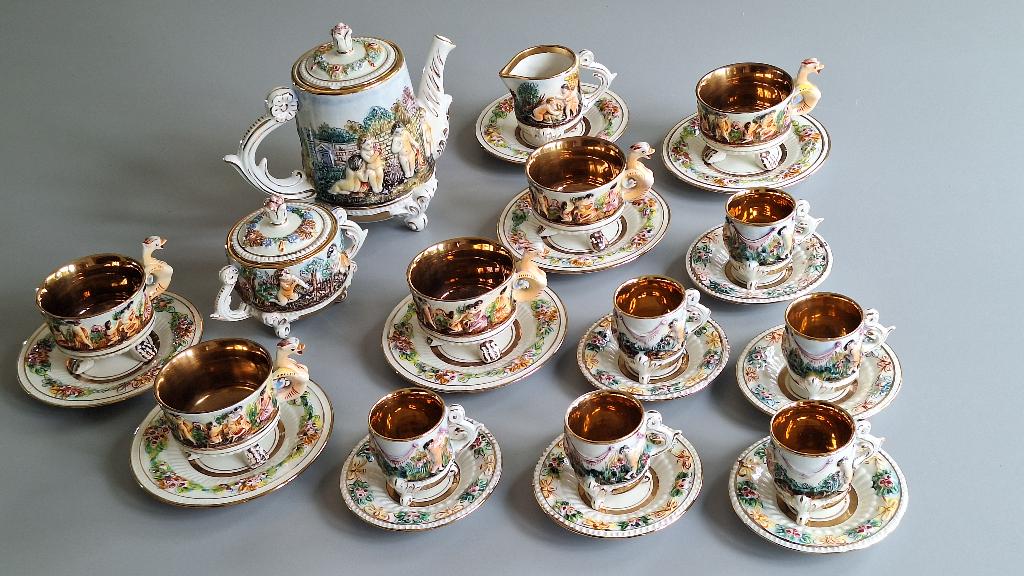 Italiaans thee/koffie servies van Capodimonte, Antiek en Kunst, Ophalen
