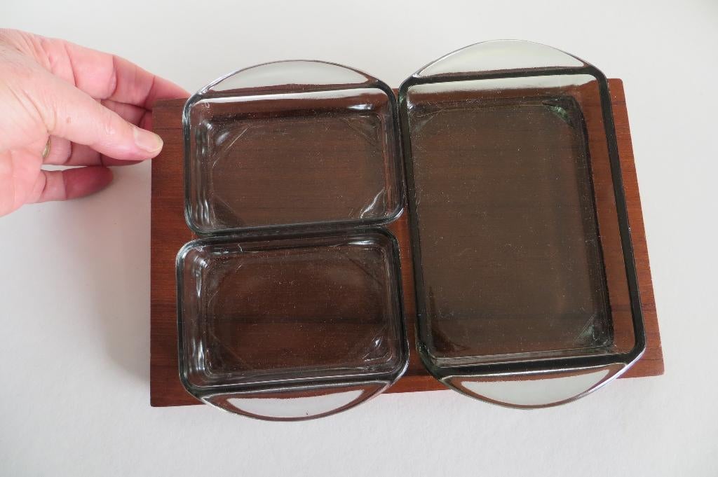 3 vintage set schaaltjes van rookglas op teak blad., Ophalen of Verzenden, Overige typen