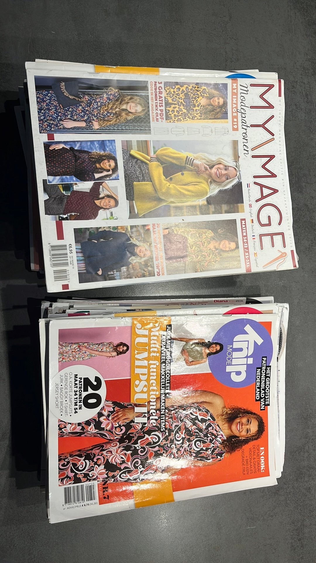 2 stapels naaitijdschriften, Ophalen of Verzenden, Gebruikt