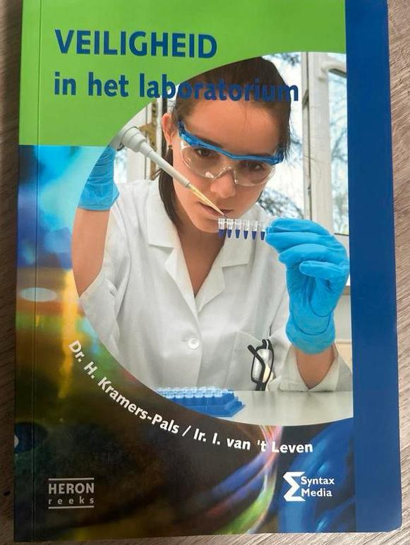 Veiligheid in het laboratorium - Dr. Kramers-Pals, Ophalen of Verzenden, Beta, Zo goed als nieuw, HBO