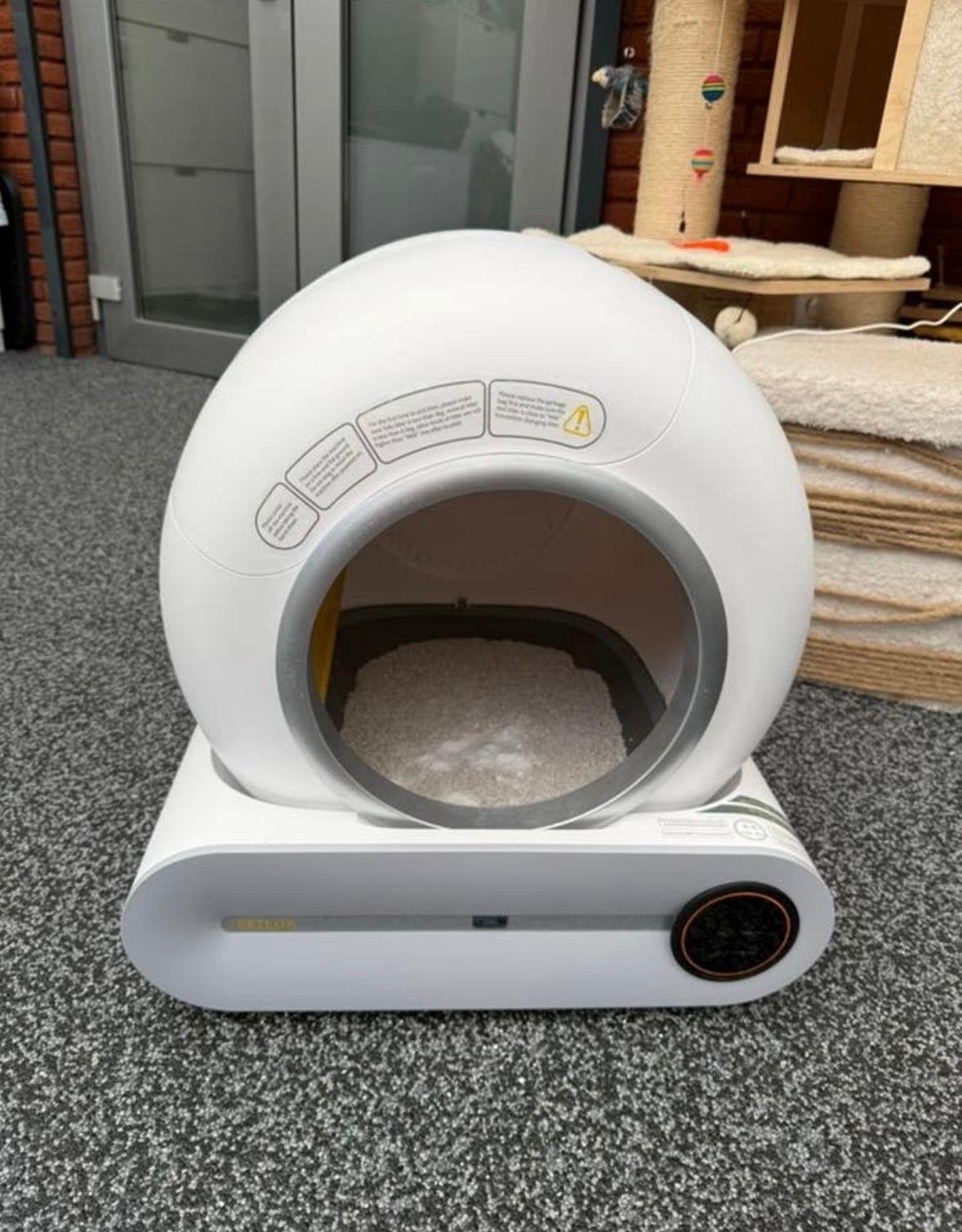 Petlux Automatische Kattenbak Met App En Geurfilter, Ophalen of Verzenden, Zelfreinigend, Gebruikt, Open