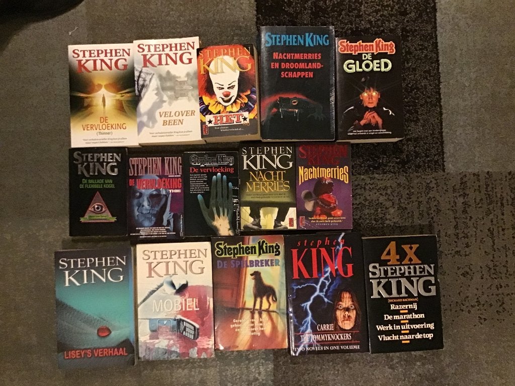 15 uitgaves van Stephen King., Ophalen of Verzenden, Gelezen