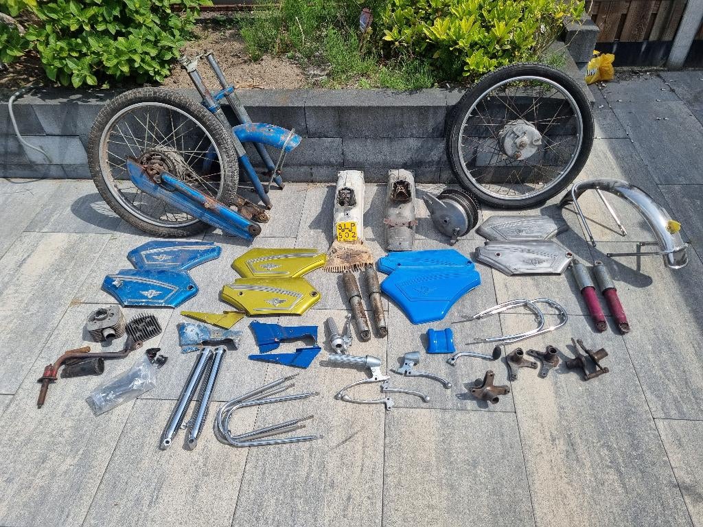 Zundapp restanten, Fietsen en Brommers, Brommeronderdelen | Zundapp, Gebruikt, Blok, Ophalen