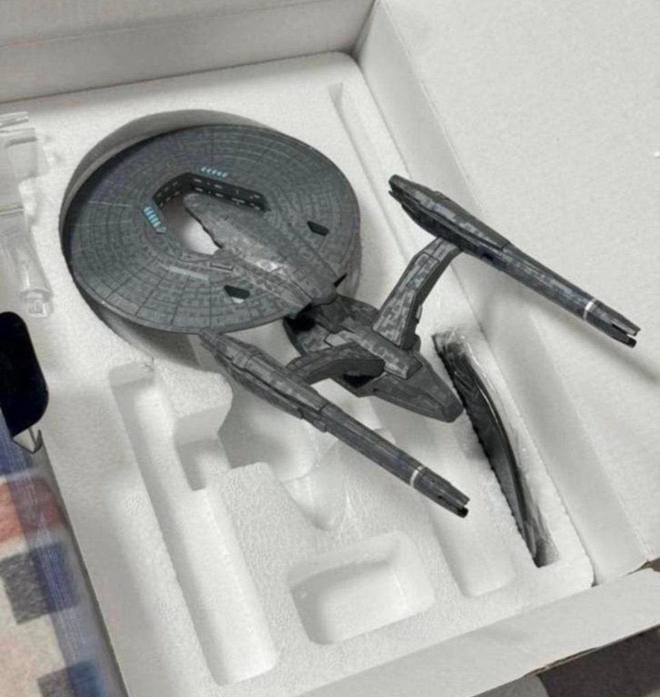 Eaglemoss model NIEUW Star Trek Into Darkness USS Vengeance, Beeldje, Replica of Model, Nieuw, Ophalen of Verzenden, H