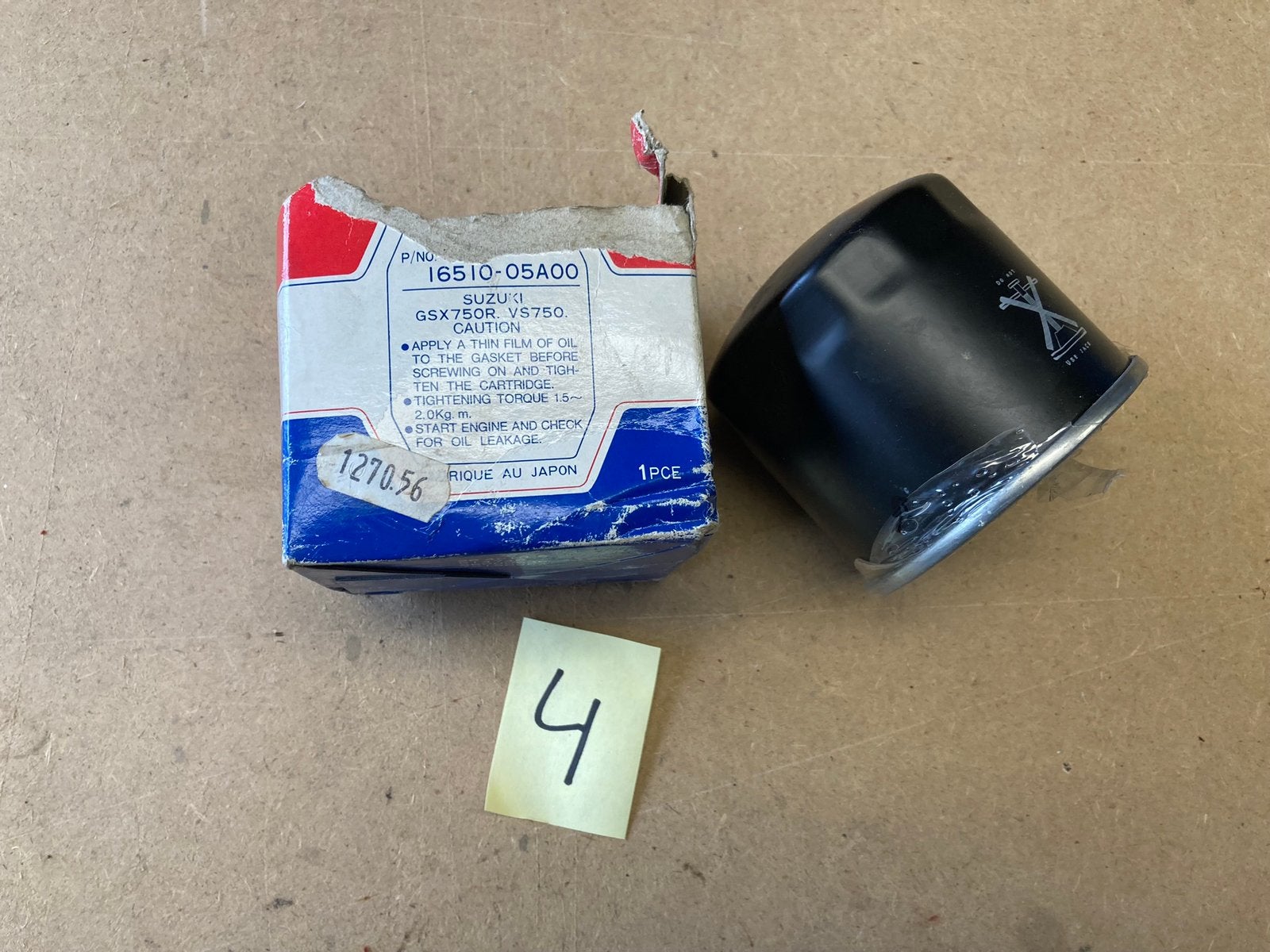 Nieuw (NOS) oliefiter SUZUKI motoren div types, Motoren, Ophalen of Verzenden