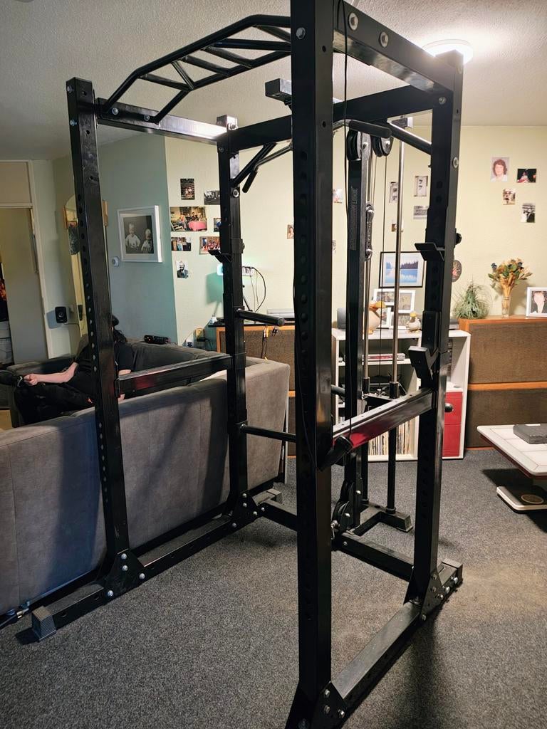 Power Rack (Barbarian Line) met Lat Pulldown en Monkey Bar, Ophalen, Zo goed als nieuw, Benen, Overige typen