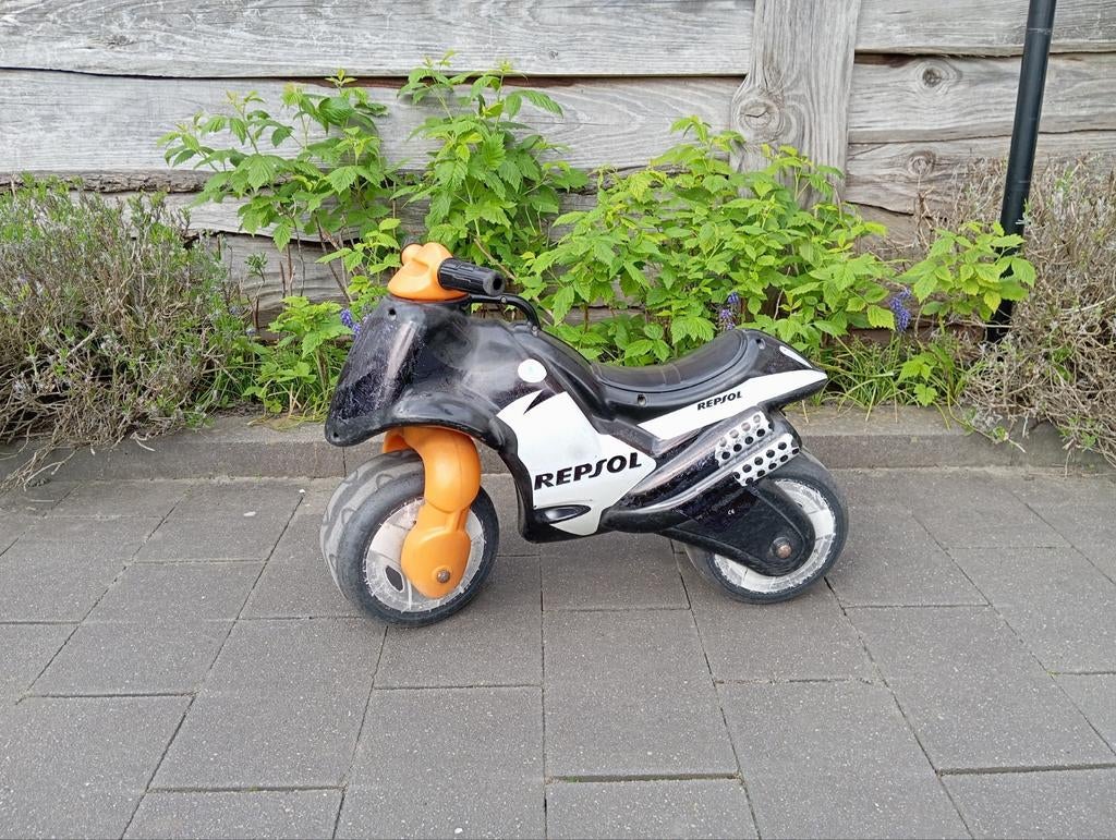 Stoere leuke loopmotor, Kinderen en Baby's, Speelgoed | Buiten | Voertuigen en Loopfietsen, Ophalen of Verzenden, Gebruikt