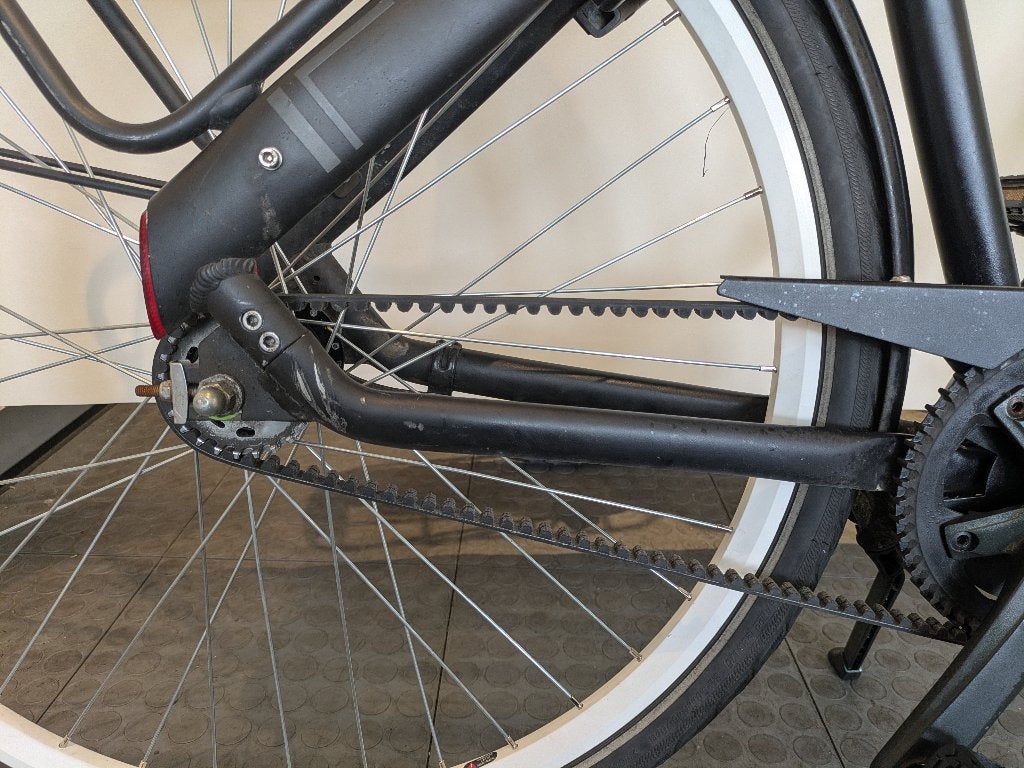 28 inch Cortina Blau met 2 versn. automaat, en Belt Drive., Fietsen en Brommers, Terugtraprem, Gebruikt, -, -