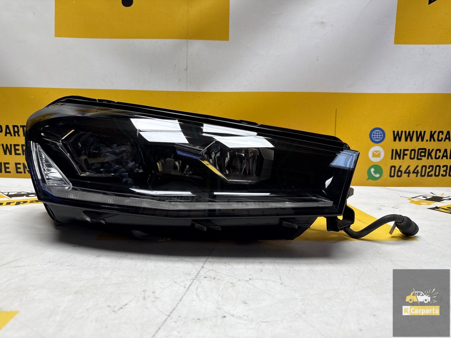 Skoda Fabia 6 Koplamp Rechts origineel 6VB941016B origineel