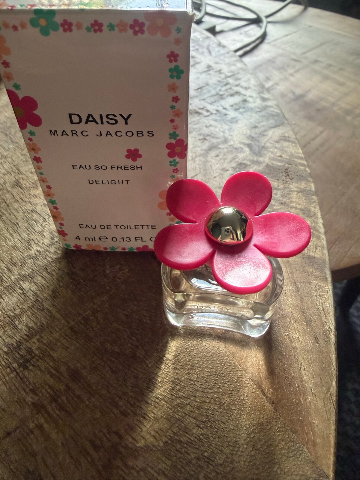Marc Jacobs Daisy Eau So Fresh Delight Eau de Toilette 4ml, Ophalen, Nieuw