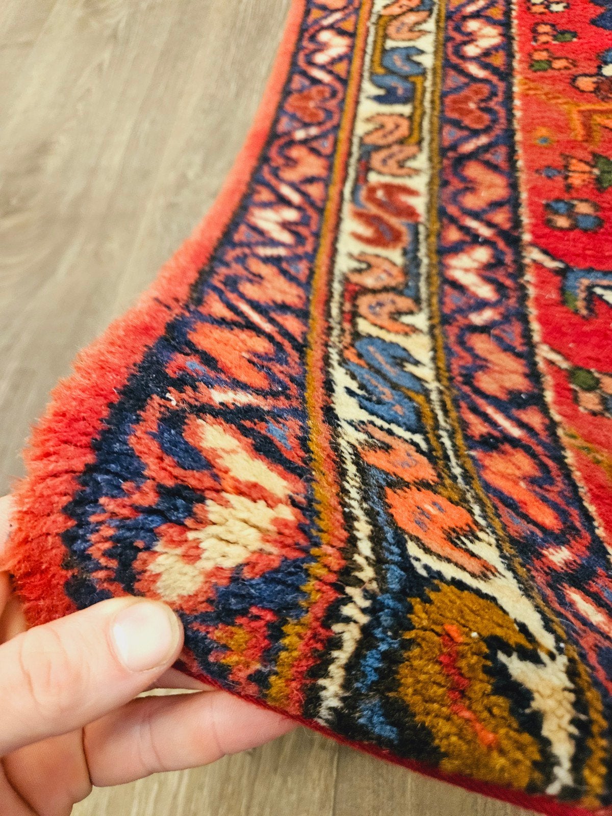 Perzische Loper. Prachtige kleuren en patronen! Weg = Weg!, Perzisch, 200 cm of meer, Zo goed als nieuw, Rechthoekig