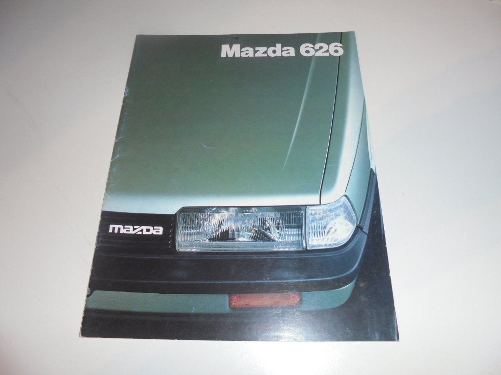 brochure Mazda 626  1983, Ophalen of Verzenden, Gelezen, Mazda