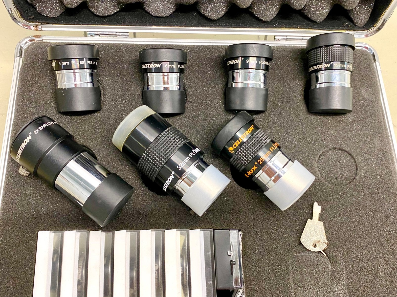 Complete Celestron Oculairset met Filters & Aluminium Koffer, Ophalen of Verzenden, Zo goed als nieuw