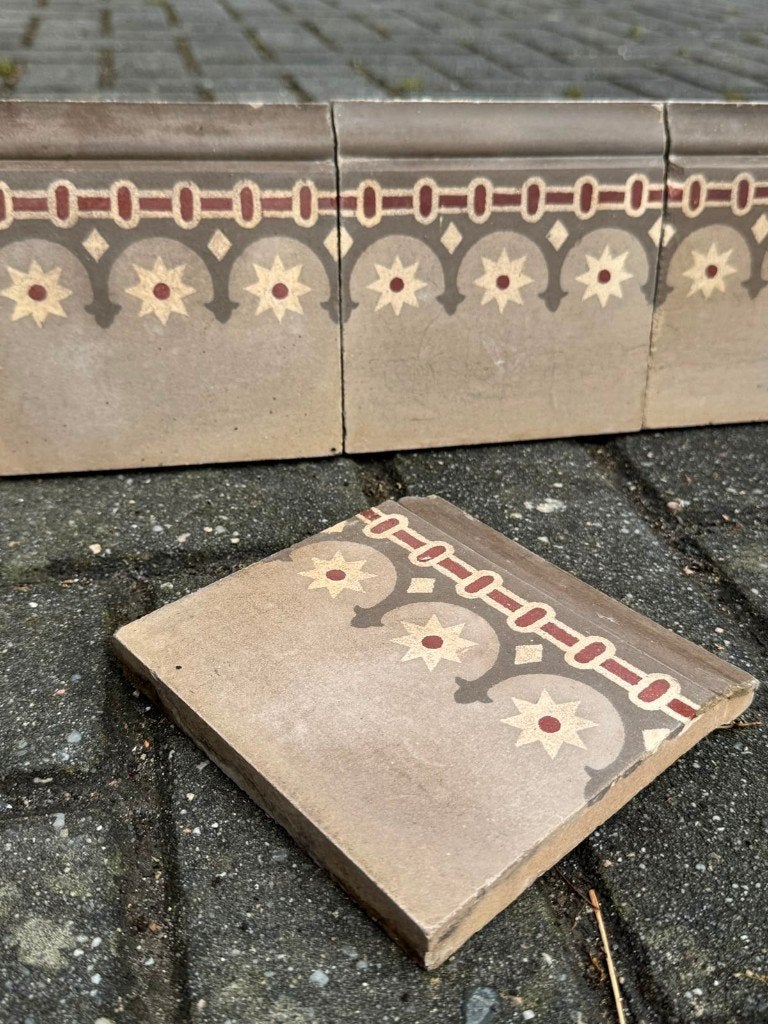 Antieke tegel plinten., Ophalen, Overige materialen, Gebruikt, 250 cm of meer