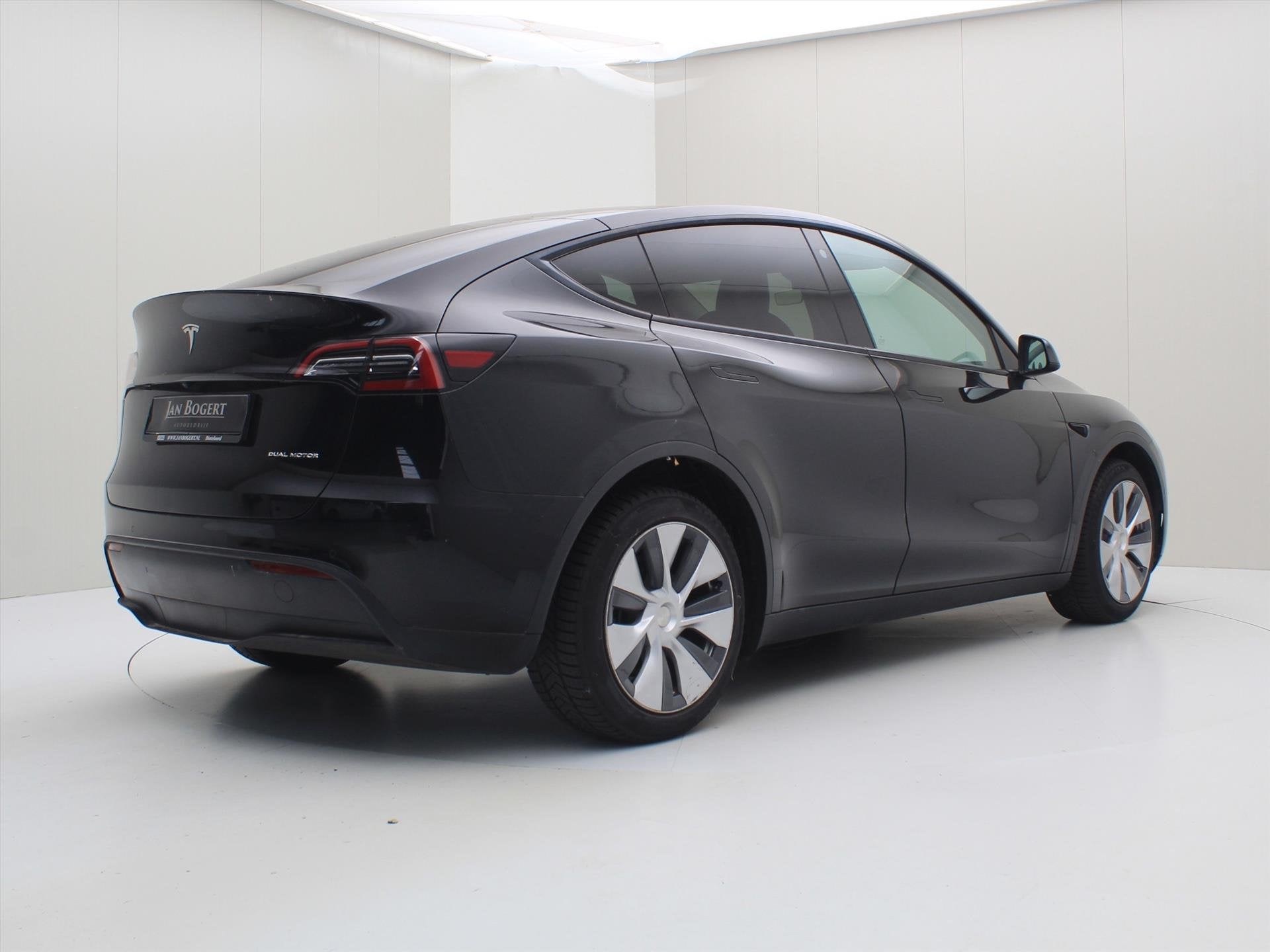 Tesla Model Y Long Range AWD 75kWh 351pk 93.8% SoH [ AUTOPIL, Automaat, Gebruikt, Zwart, Adaptive Cruise Control