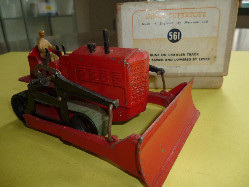 DINKY SUPERTOYS NR. 561BLAW-KNOX BULLDOZER MET OVP, Ophalen of Verzenden, Gebruikt, Auto, Dinky Toys