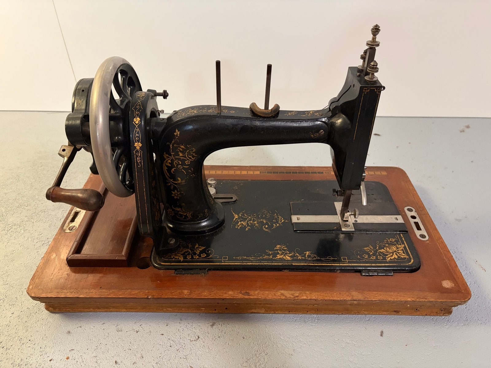Antieke Naumann Naaimachine met Houten Koffer, Ophalen of Verzenden