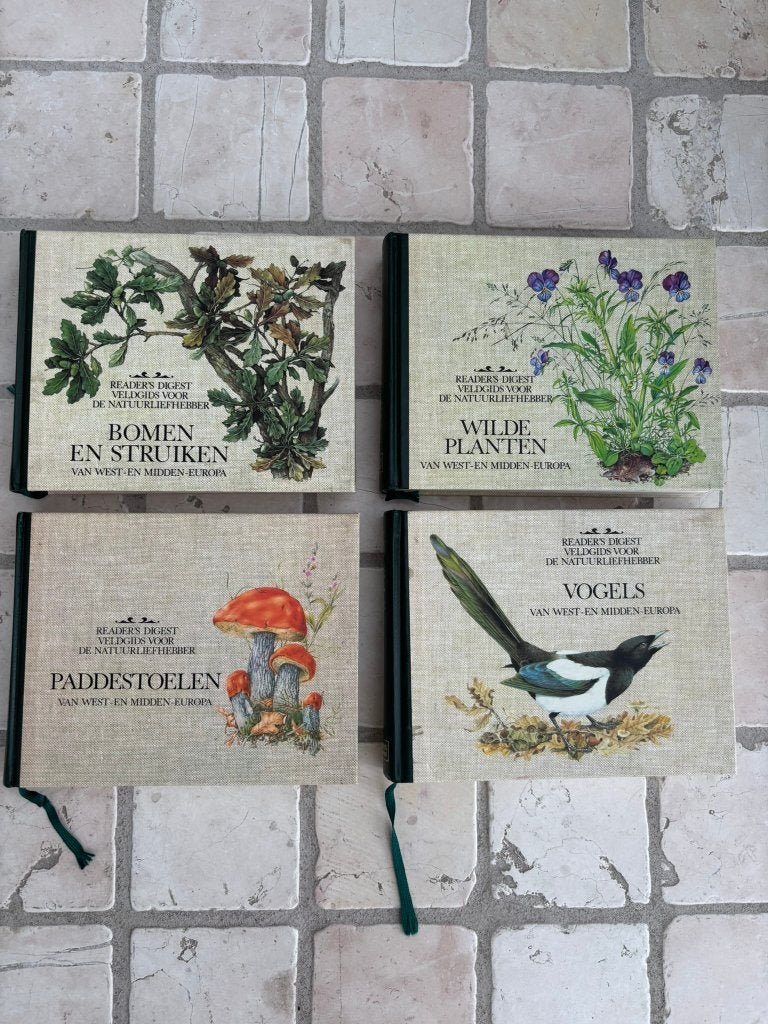 Natuurgidsen readers digest (4 boeken) bomen planten vogels, Boeken, Natuur, Ophalen of Verzenden, Zo goed als nieuw, Natuur algemeen