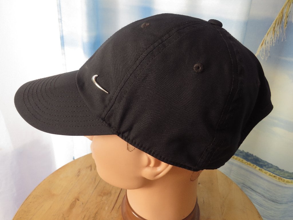 zwarte pet  Dri Fit mt M/L Nike, Kleding | Heren, Hoeden en Petten, Nike, Ophalen of Verzenden, Pet, 58 of 59 cm (L, 7¼ of ⅜ inch)