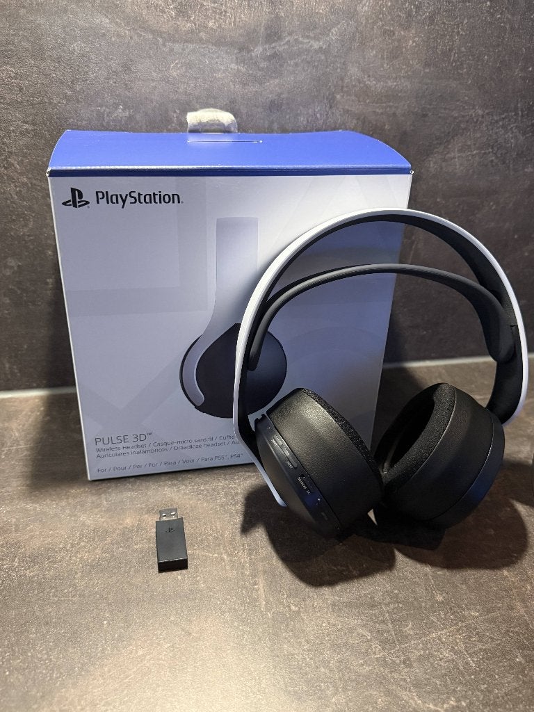 Sony PlayStation Pulse 3D Headset Wit PS5/PS4 – ZGAN + doos, On-ear, Ophalen of Verzenden, Zo goed als nieuw, Draadloos