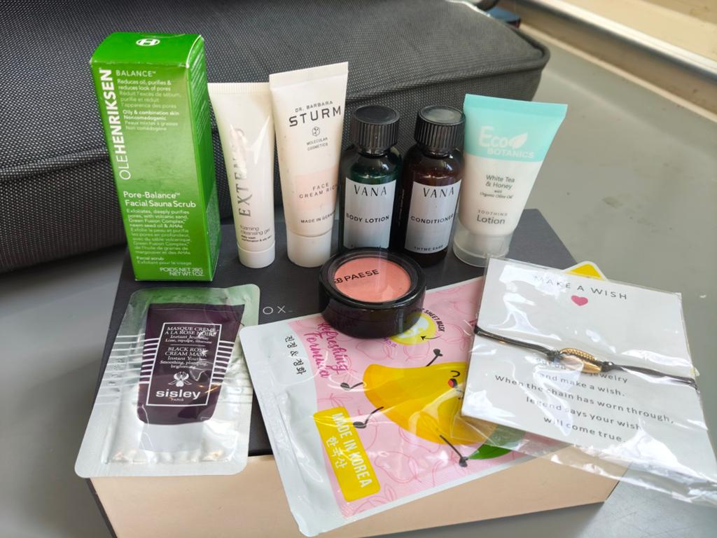 Goodiebox 2x nieuw, Ophalen of Verzenden, Nieuw, Gehele gezicht, Verzorging