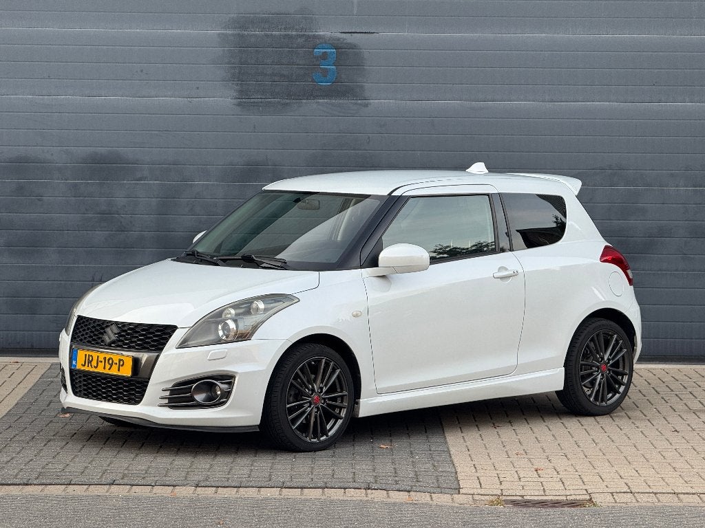 Suzuki Swift Sport 1.6 136 PK | Apple Carplay | Sportuitlaat, Auto's, Voorwielaandrijving, Zwart, 4 cilinders, Handgeschakeld