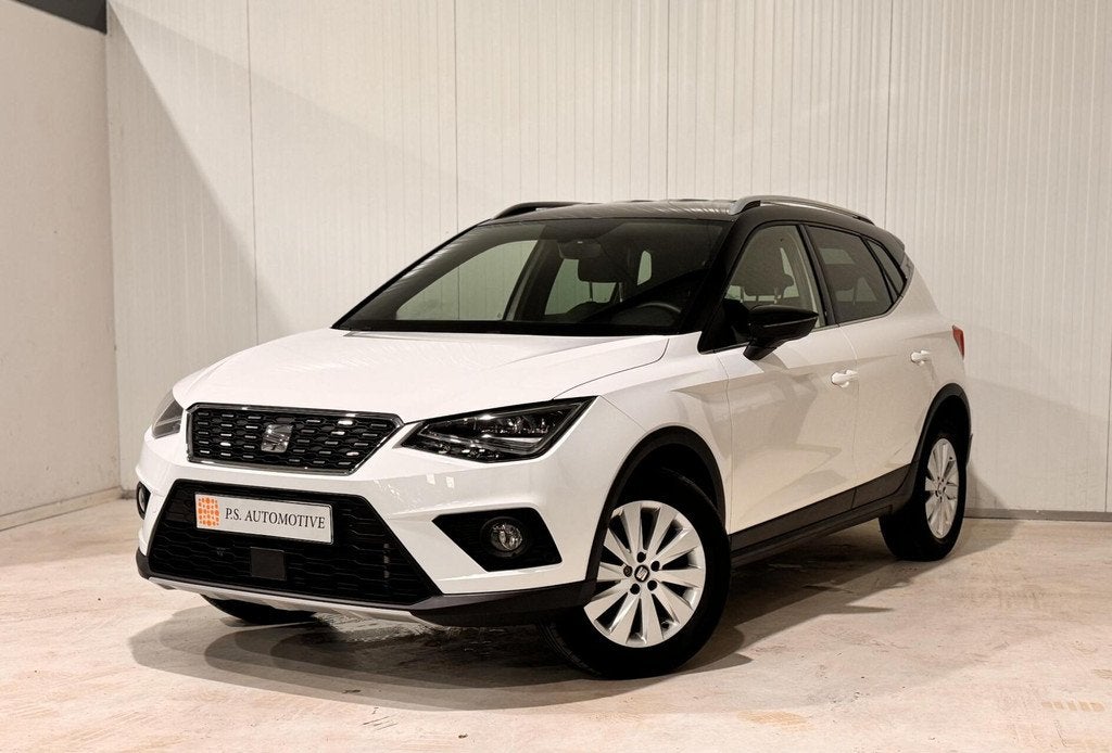 Seat Arona 1.0 TGI Xcellence FR|CAMERA|CARPLAY|CRUISE|NAVI, Auto's, Seat, Voorwielaandrijving, Gebruikt, Arona, Wit