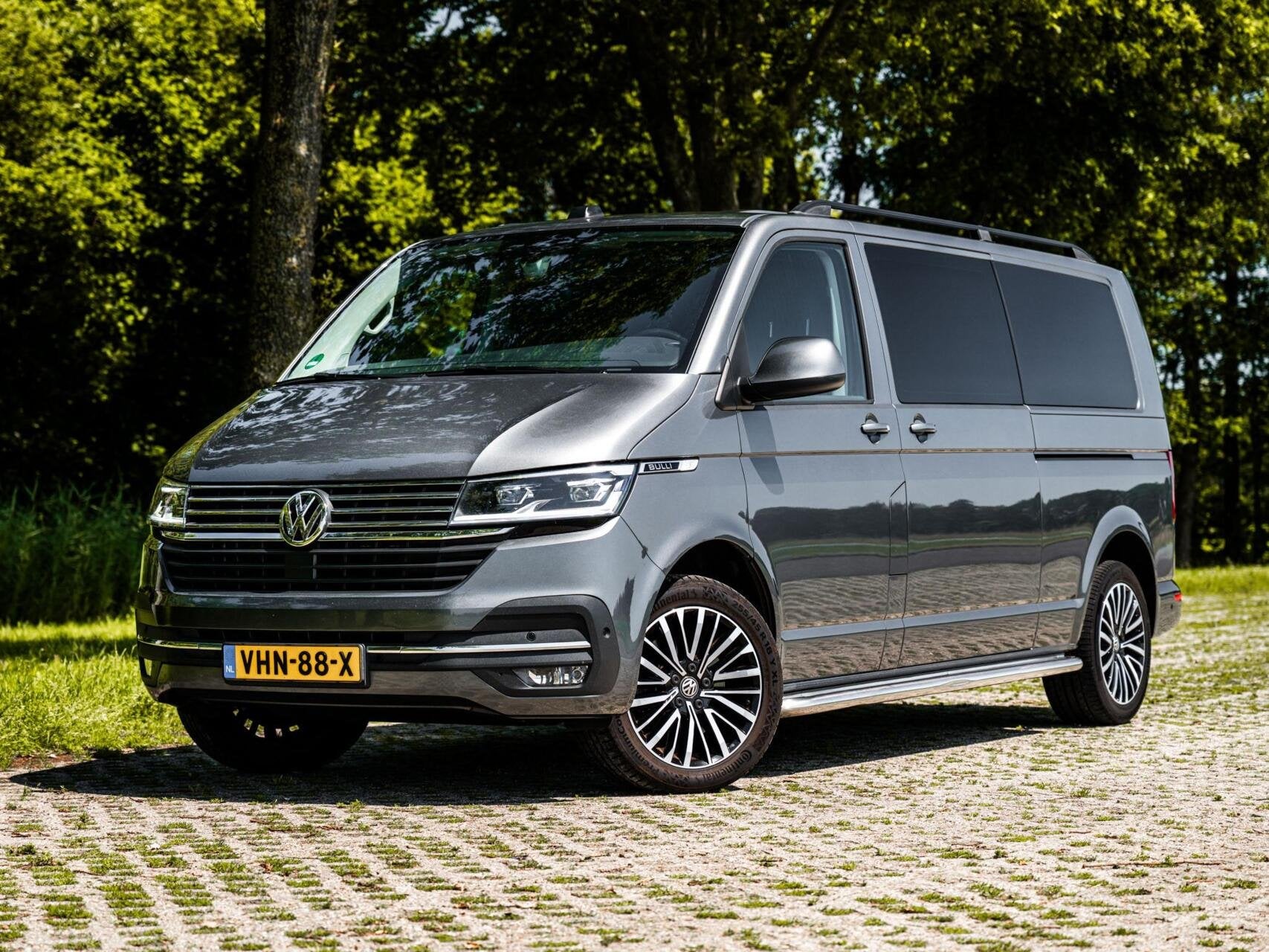 VW Transporter T6.1 BULLI 2.0 TDI 199PK Aut L2H1 30 DC 2x Sc, Gebruikt, Euro 6, 4 cilinders, Volkswagen
