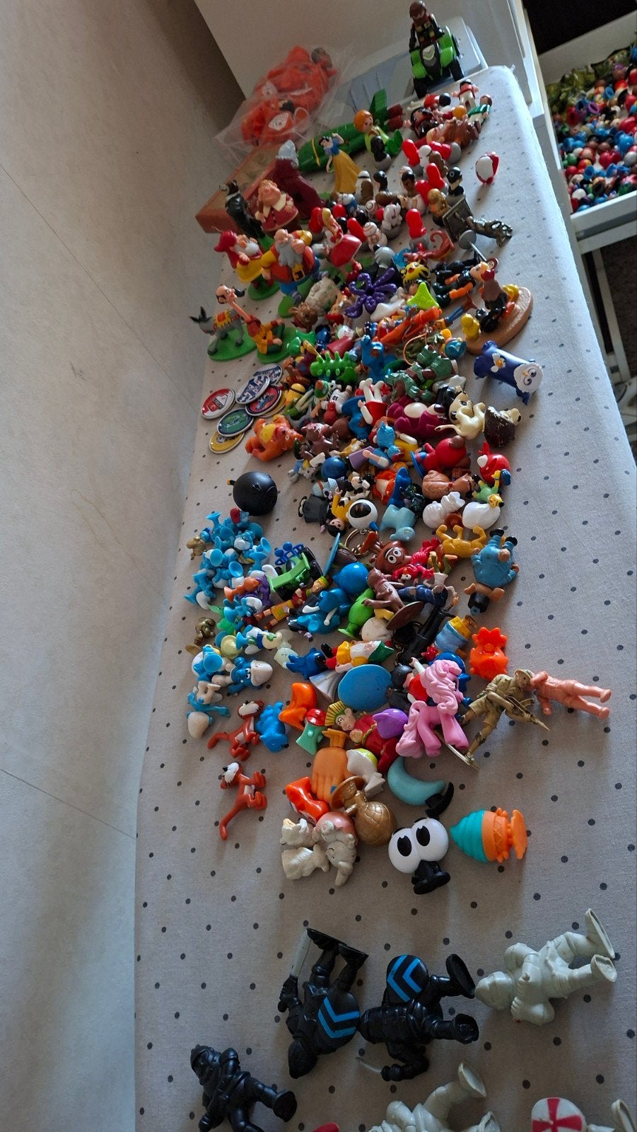 grote verzameling poppetjes en figuurtjes o.a starwars e.v.a, Verzamelen, Poppetjes en Figuurtjes, Ophalen of Verzenden, Zo goed als nieuw