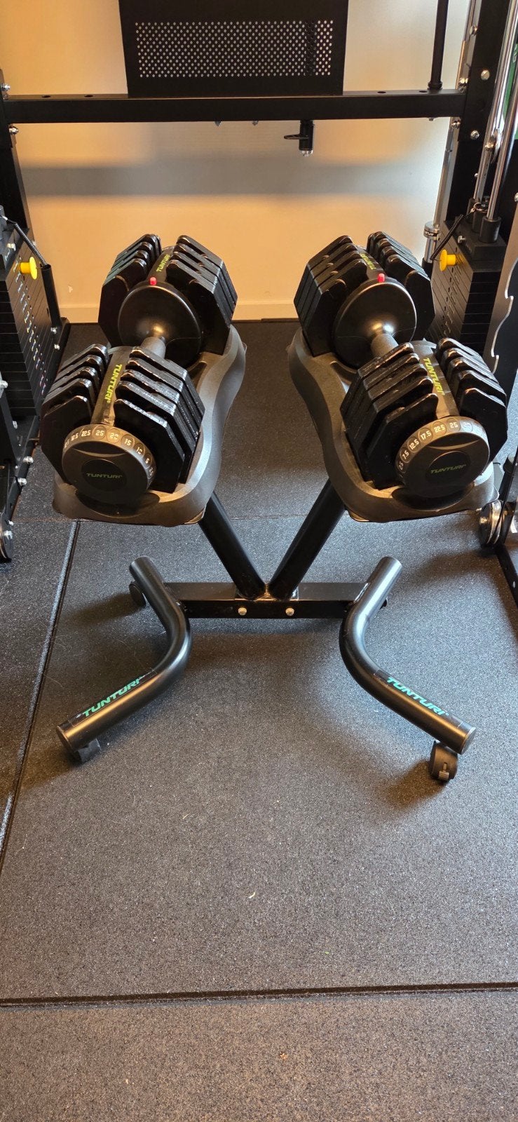 Tunturi Selector 2x25kg met standaard verstelbare dumbells, Sport en Fitness, Fitnessmaterialen, Dumbbell, Ophalen