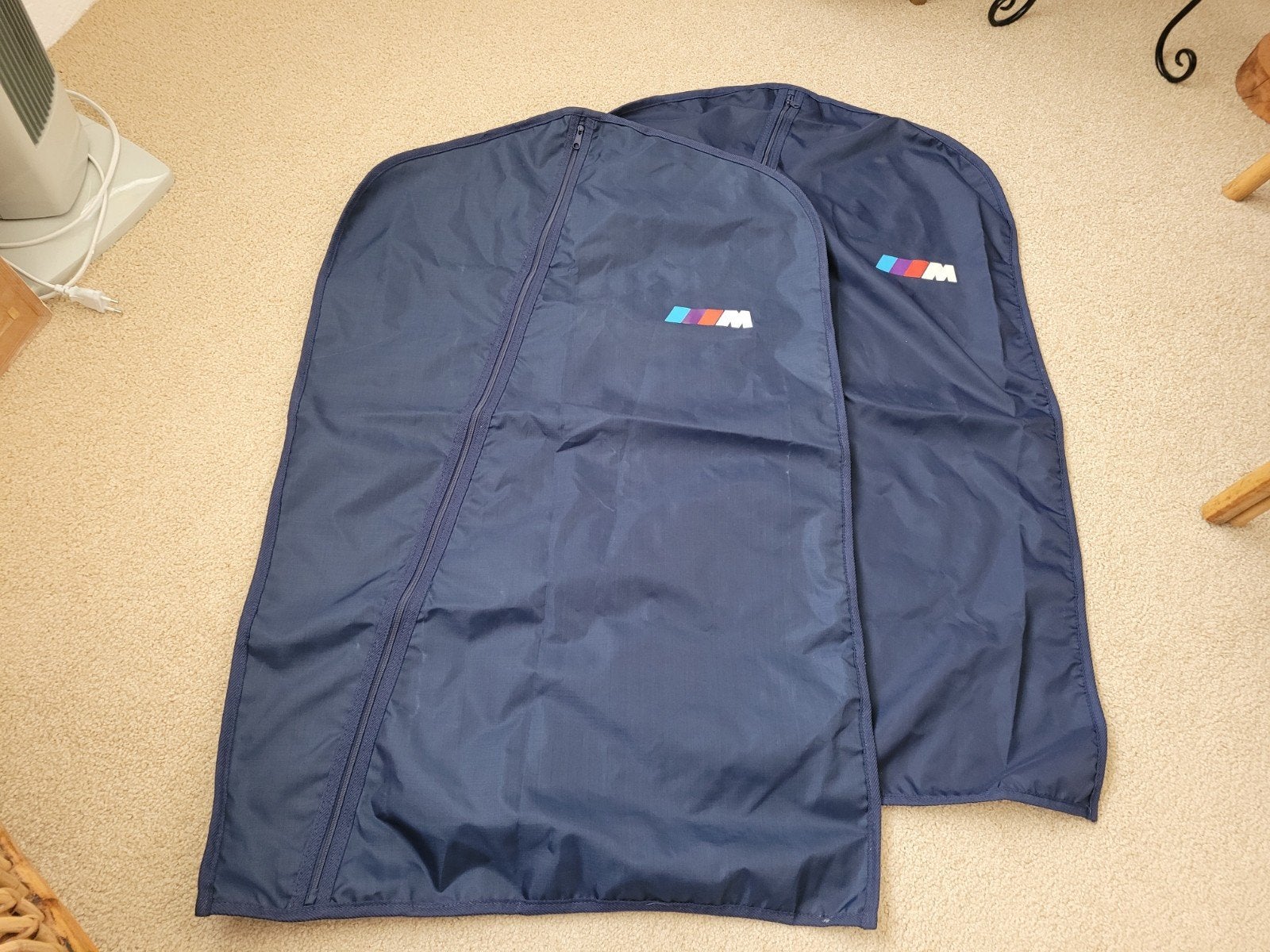 BMW M Motorsport kledinghoezen (2 stuks), Ophalen of Verzenden, Zo goed als nieuw