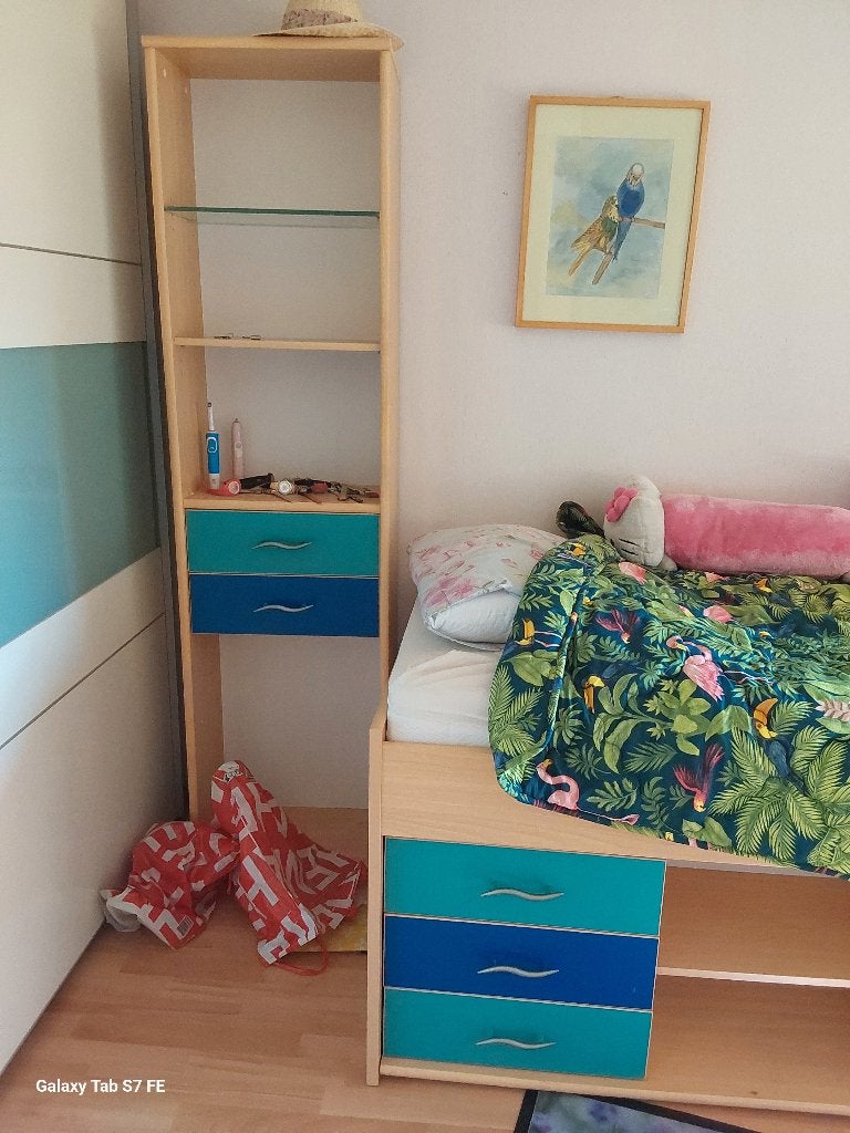 Eenpersoonsbed met opbergruimte en bijpassende kast, Ophalen, Modern, functioneel, kindvriendelijk, Gebruikt, 90 cm