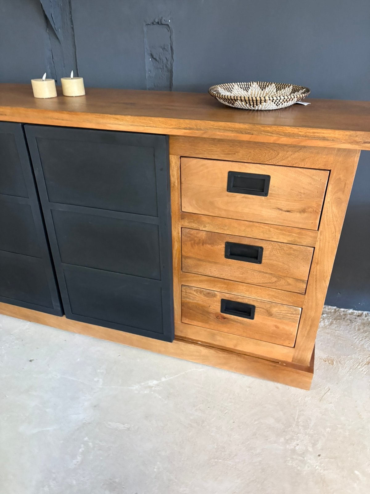 Dressoir Britt 200 cm – NIEUW, Huis en Inrichting, Ophalen, Nieuw, 25 tot 50 cm