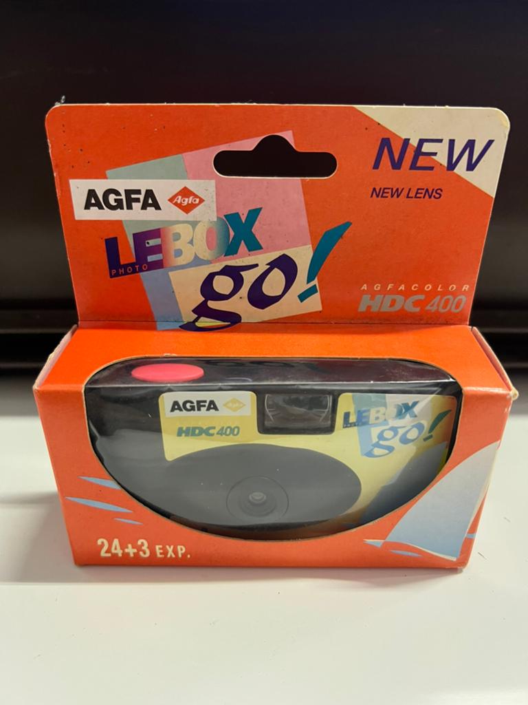 “Nieuwe” Wegwerpcamera photo AGFA Le Box go 24+3 EXP HDC 400, Verzamelen, Ophalen of Verzenden, 1980 tot heden, Fototoestel